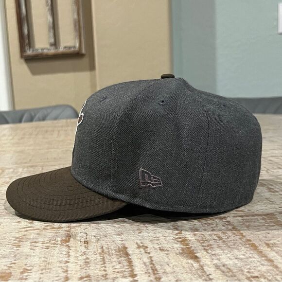 Cincinnati Reds New Era 59Fifty Wool Heather Grey Hat - Picture 7 of 9